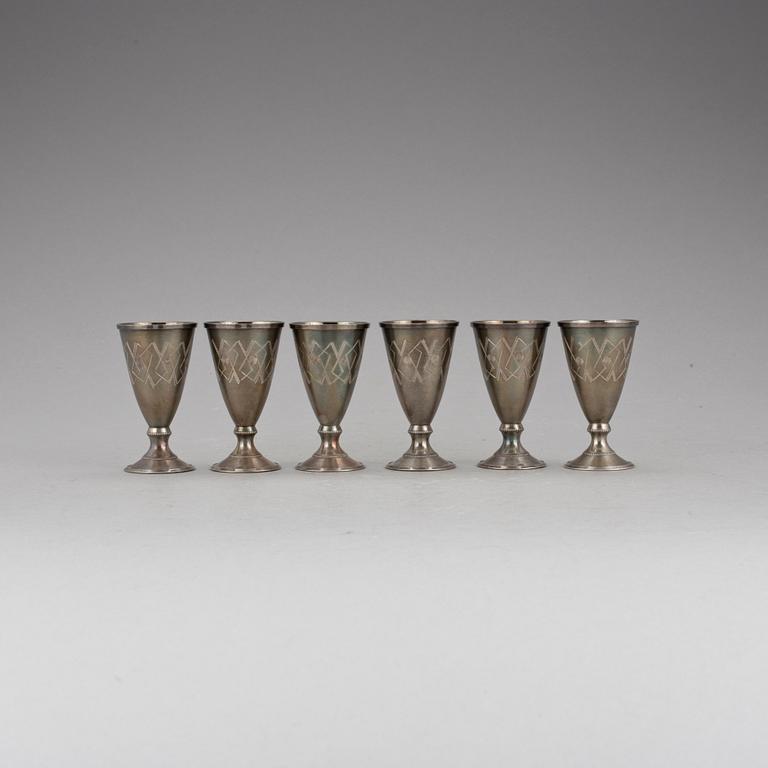 SUPKOPPAR, 6 stycken, silver, Sovjetunionen, omkring 1900-talets mitt. Vikt ca 181g.