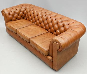 SOFFA, Chesterfield-modell, 1900-talets andra hälft.