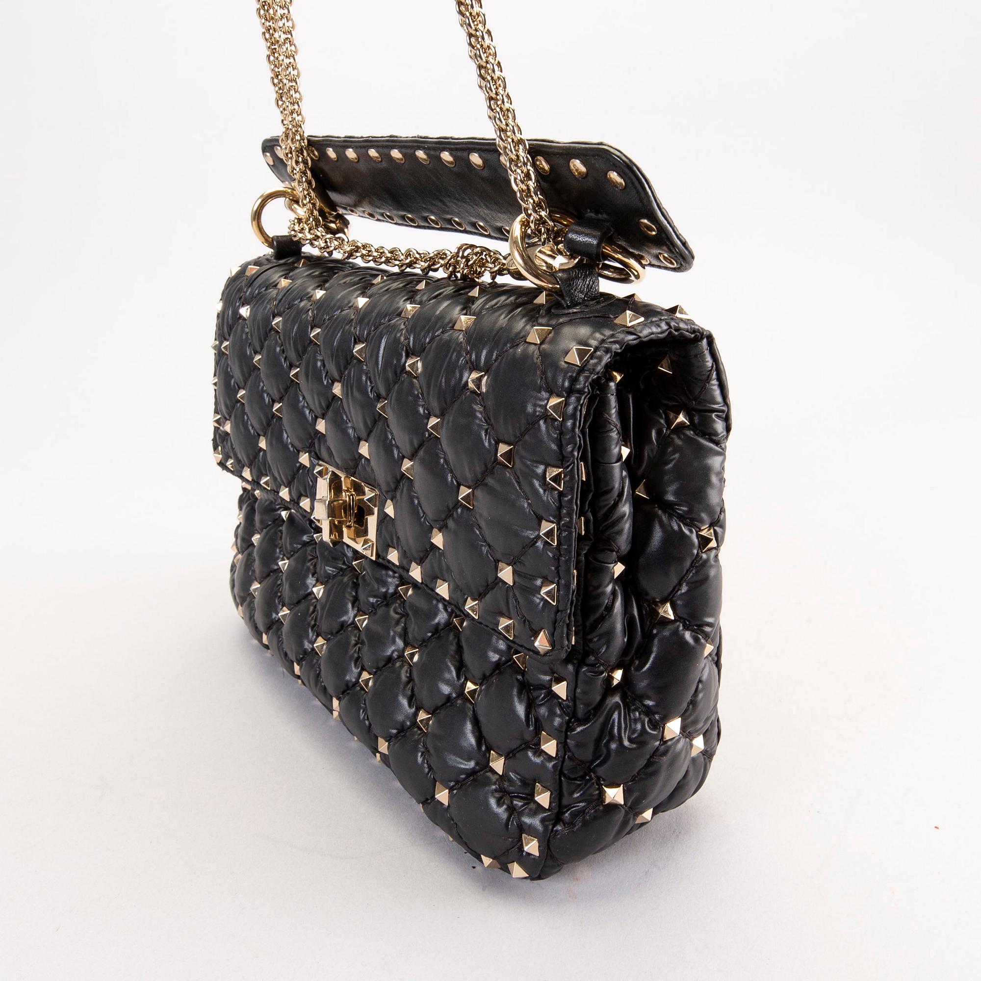 Valentino i samarbete med Moncler, väska, "Rockstud Medium spike bag", 2018.