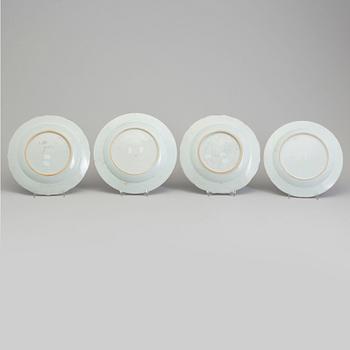 TALLRIKAR, fyra stycken, kompaniporslin. Qingdynastin, Qianlong (1736-95).