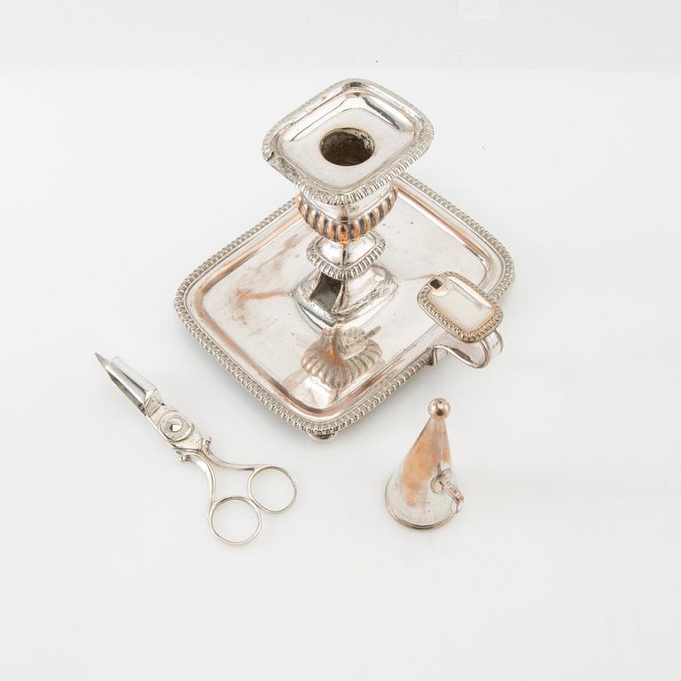 Nattljusstakar ett par samt ljusstake nysilver/vitmetall 1900-talets första hälft.