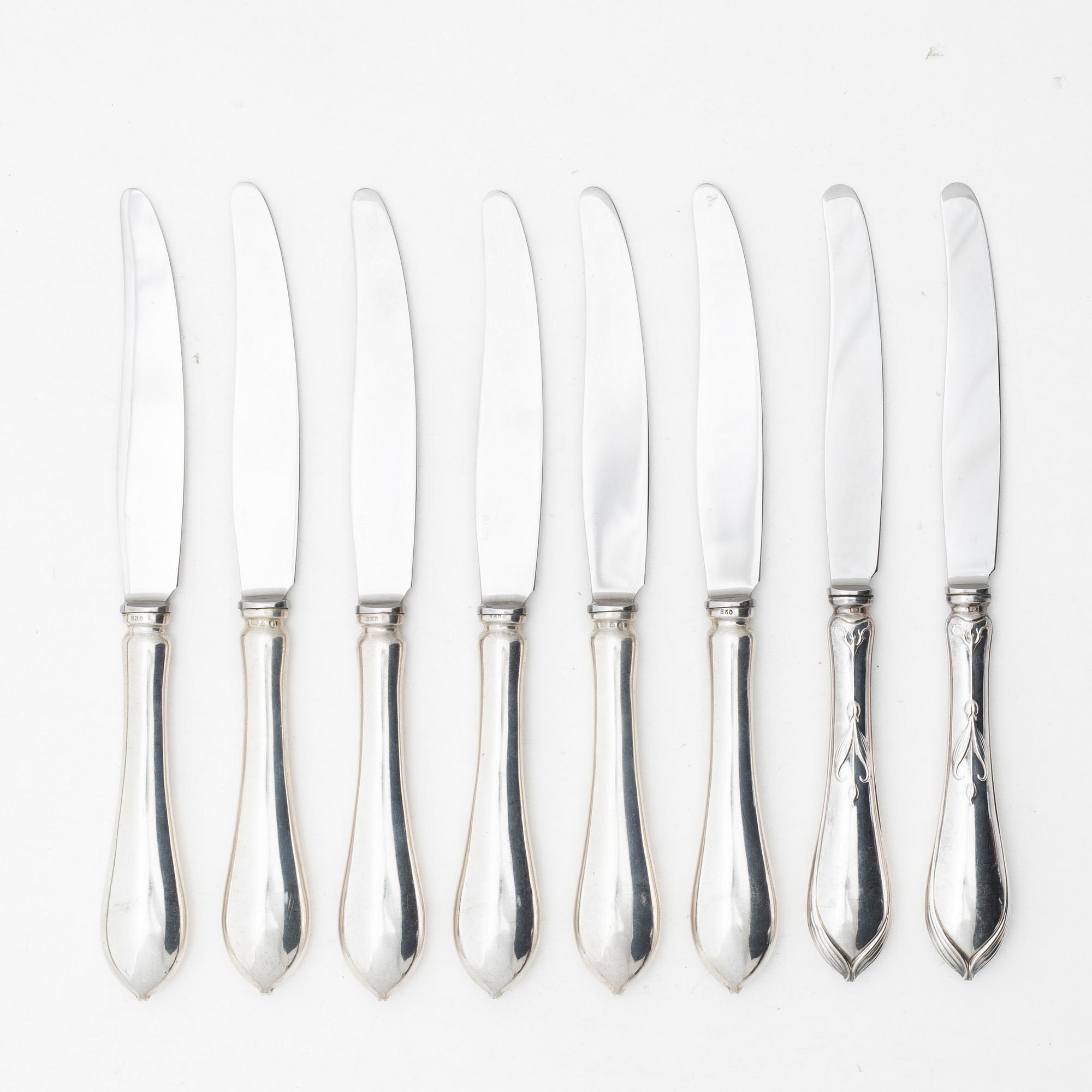 Matknivar, 8 st, silver, modell "Tulpan", bl a K Anderson, Stockholm 1954.