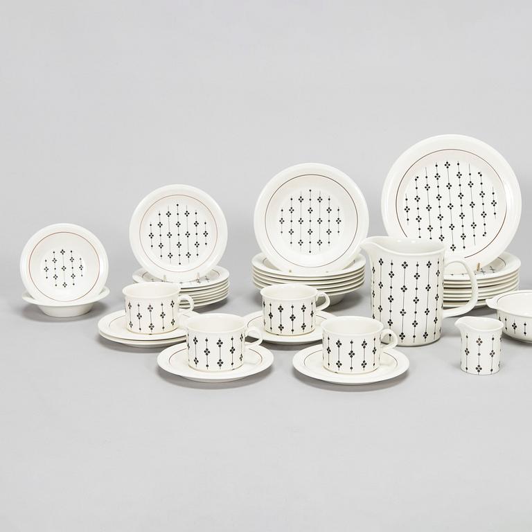 Arabia, a 43-piece porcelain 'Kartano' tableware set, 1970s, Arabia, Finland.