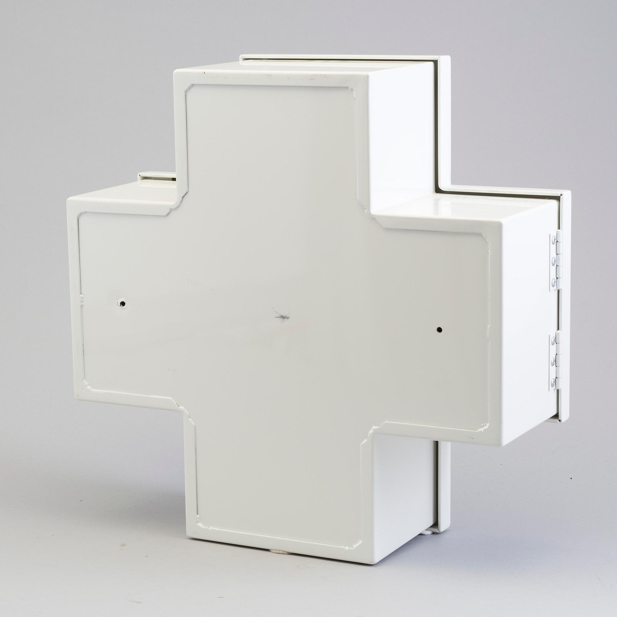 THOMAS ERIKSSON, väggskåp, "Storage" för Cappelini.