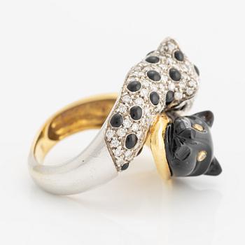 Ring, crossover ring with panthers, gold, enamel, onyx, and brilliant-cut diamonds, likely Italy.