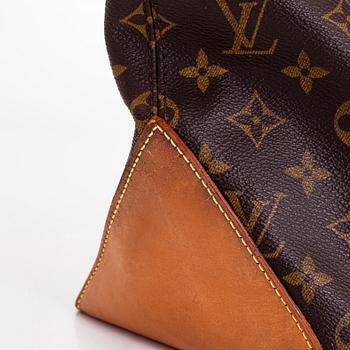 Louis Vuitton, A 'Cabas Alto' tote bag.