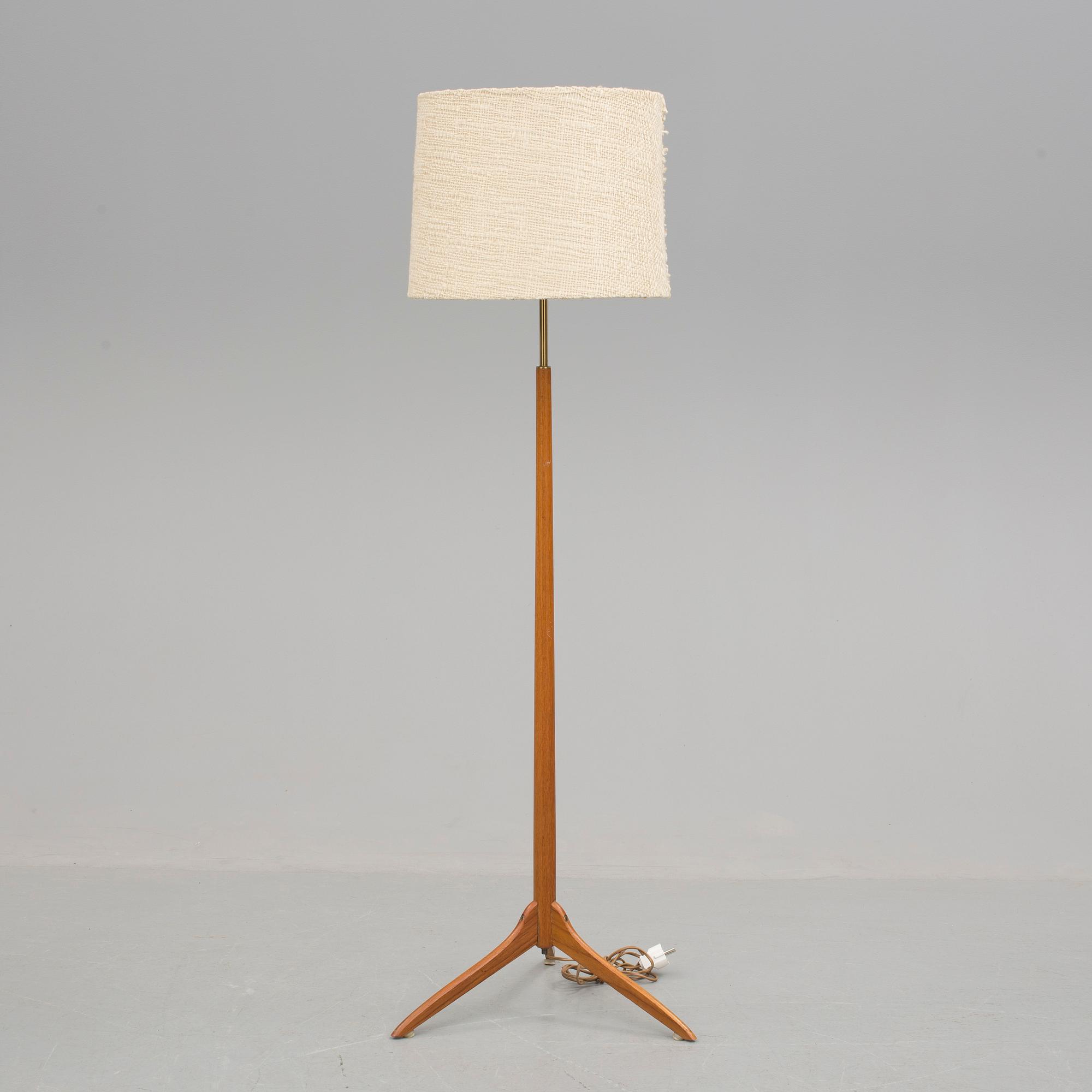 GOLVLAMPA, teak, 1950-/60-tal.