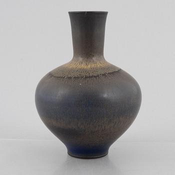 Berndt Friberg, a stoneware vase, Gustavsberg Studio 1944-47.