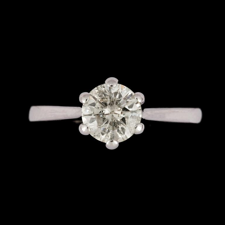 A brilliant cut diamond ring, tot. app. 1 cts.