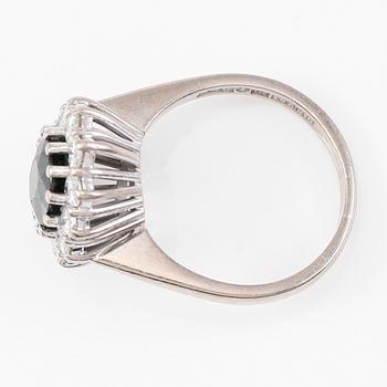 RING, 18K vitguld, blå safir, briljantslipade diamanter tot ca 1.00 ct, svenska stämplar SGG, Stockholm 1991.