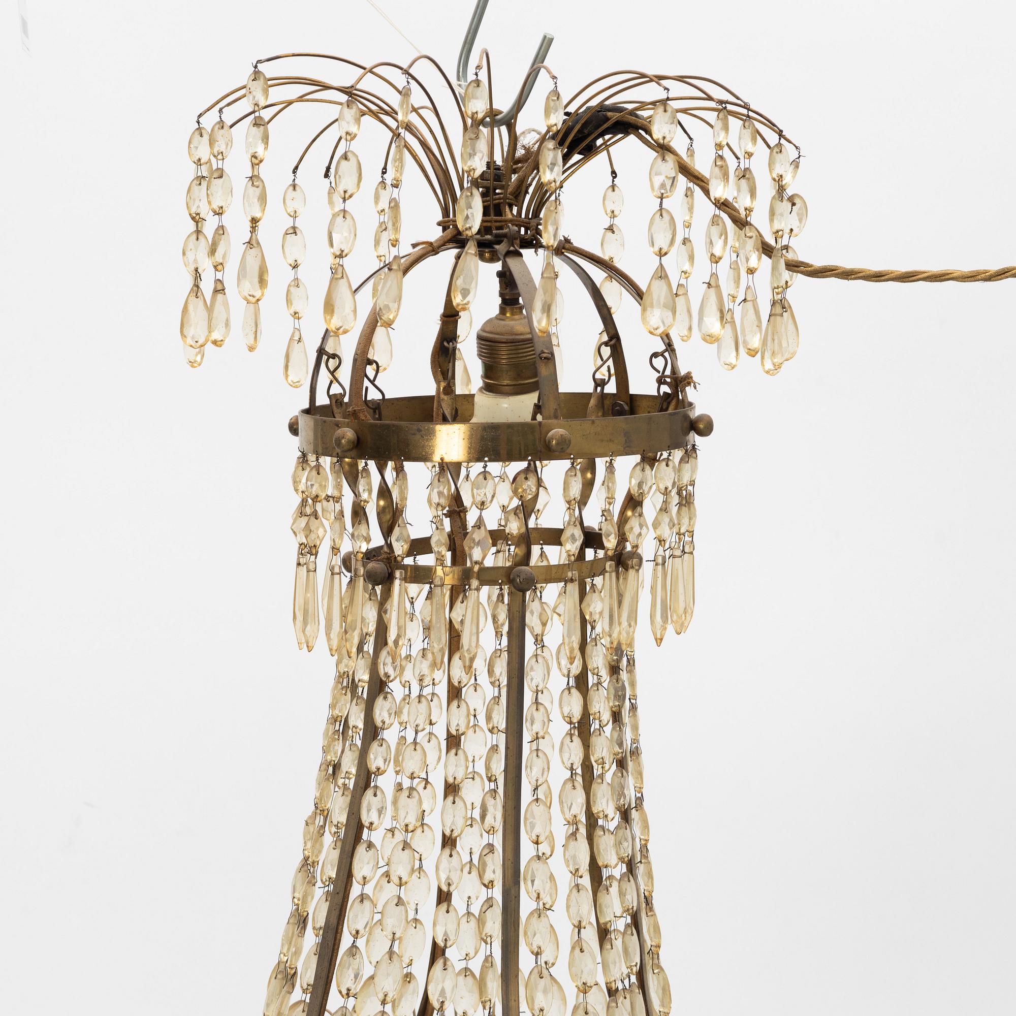 Ljuskrona, sengustaviansk, 1800-talets början.