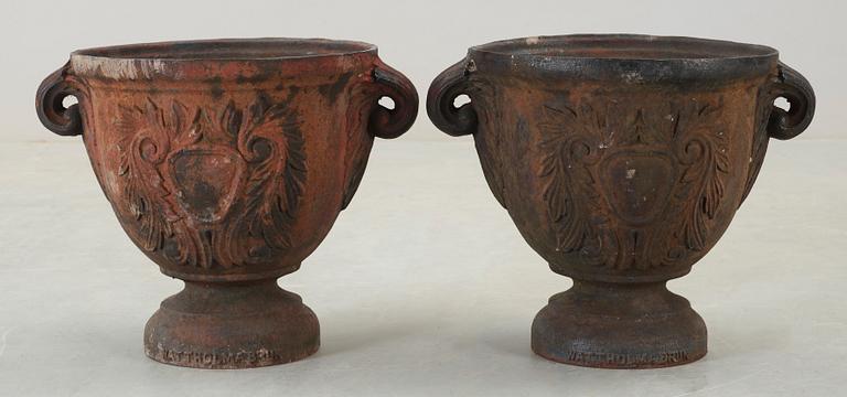 YTTERFODER, ett par, Svartmålat gjutjärn, Barockstil, Vattholma bruk, 1800-tal.