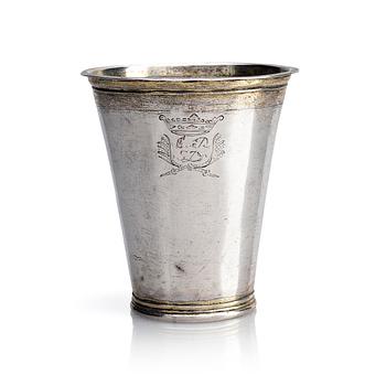 214. Salomon Feiff, bägare, delvis förgyllt silver, Stockholm 1704. Karolinsk.