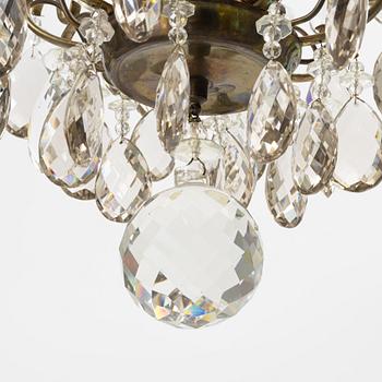 A Rococ-style chandelier, 20th century.