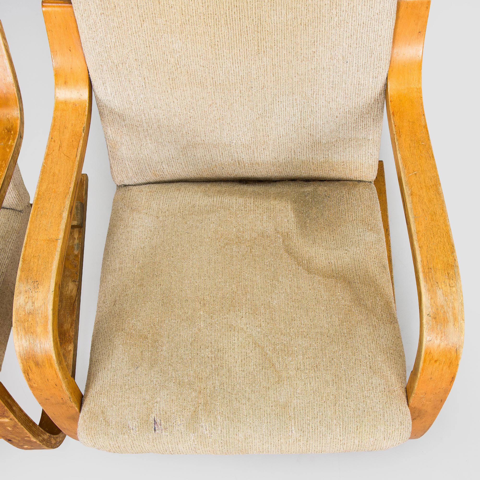 Alvar Aalto, Fåtöljer, 2 st, modell A35 och A36 O.Y. Huonekalu- ja Rakennustyötehdas A.B. 1940/1950-tal.