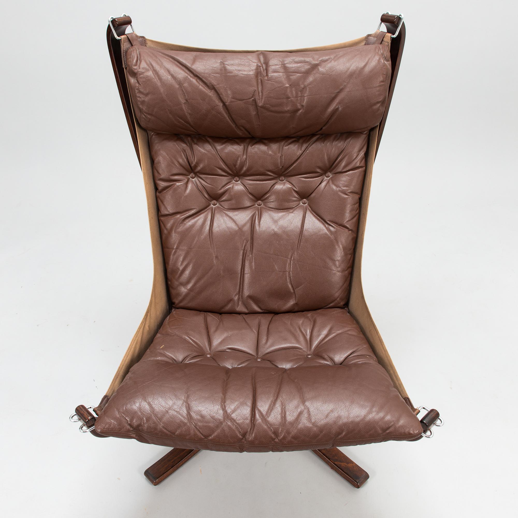 SIGURD RESSEL, a 1970's Norwegian 'Falcon chair' armchair for Vatne Möbler.