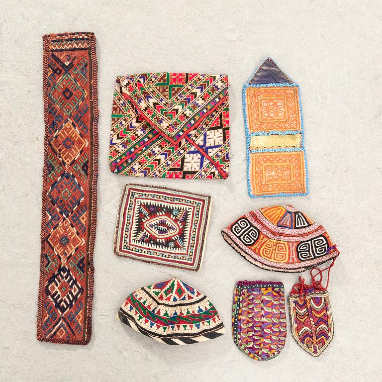 Mössor, väskor mm 14 dlr Kashgai mflr old-antik.