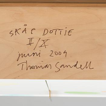 Thomas Sandell, skåp "Dottie" för Firma Svenskt Tenn 2004. Nr 2 i upplaga om 10 exemplar.