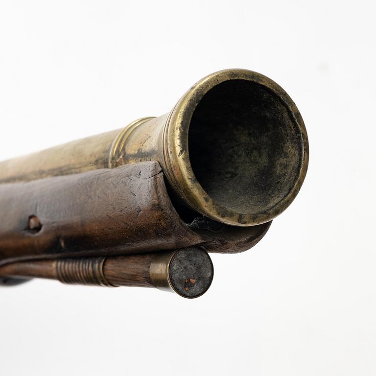 Blunderbuss med flintlås, märkt Humphrey Pickfatt, 1800-tal.