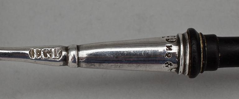 SOPPSLEV samt SKEDAR, 14 st, silver, bl a, Stockholm, 1845. Tot vikt exkl slev ca 215g.