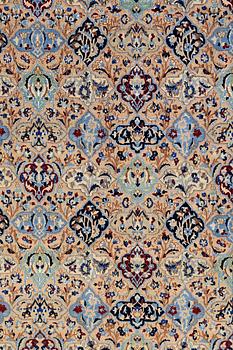 MATTA, Nain part silk, s.k 9LAA, ca 255 x 155 cm.