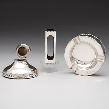 C.G. HALLBERG & NORDISKA KOMPANIET, skrivbordsutensilier, 3 delar, silver, Stockholm 1927-28.