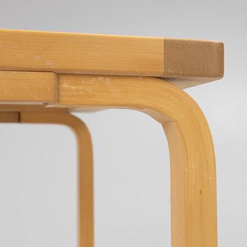 Alvar Aalro, a modewl 153 B bench, Artek.
