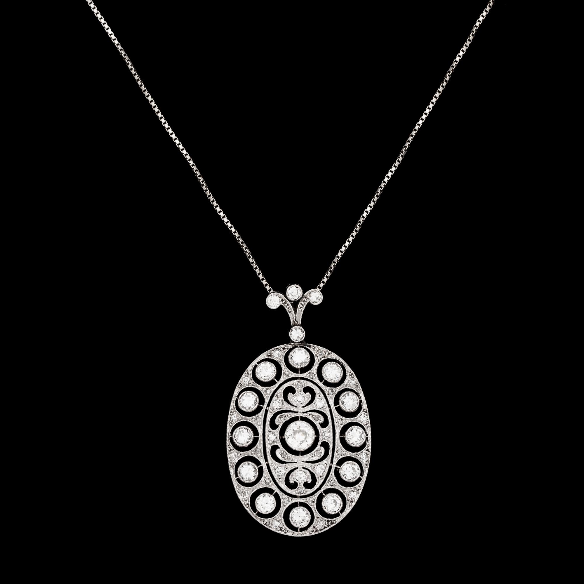 HÄNGSMYCKE, gammal- och åttkantslipade diamanter, tot. ca 2.50 cts. Ca 1915.