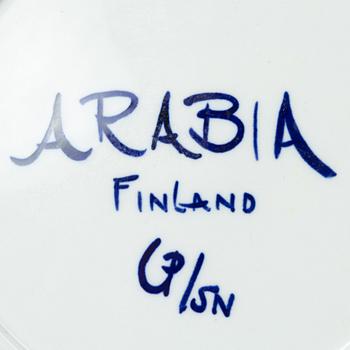 Ulla Procopé, 15 pieces of a 'Valencia' porcelain dining service, Arabia, Finland.