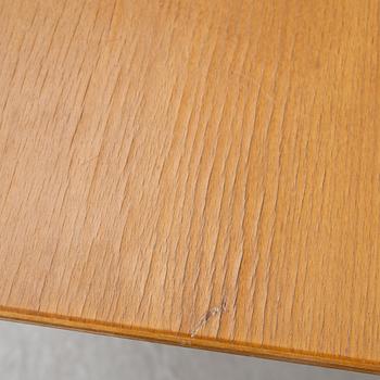 Arne Jacobsen, Table, model 3601, Fritz Hansen, Denmark.