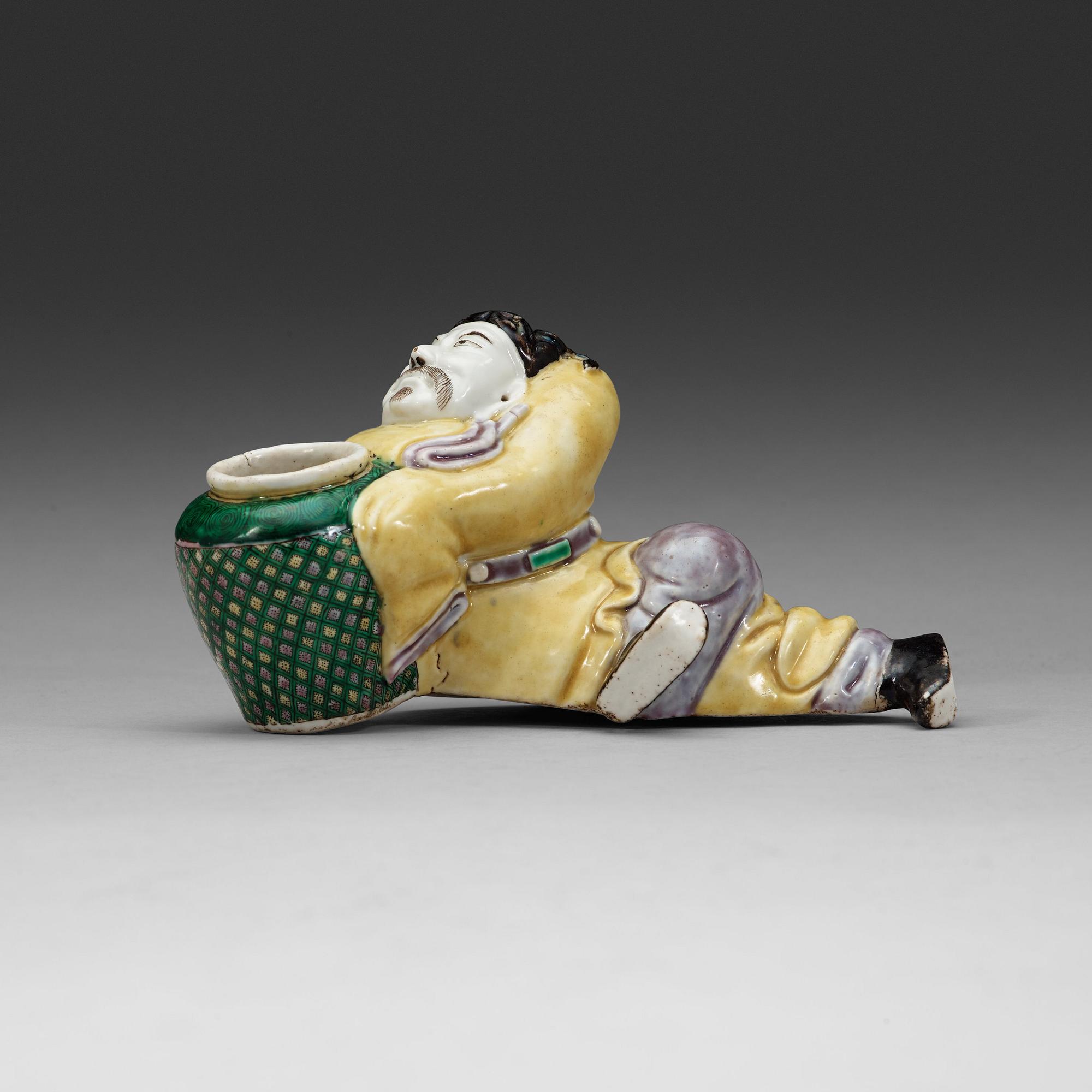 A famille verte figure of Li Bai, Qing dynasty, Kangxi (1662-1722).