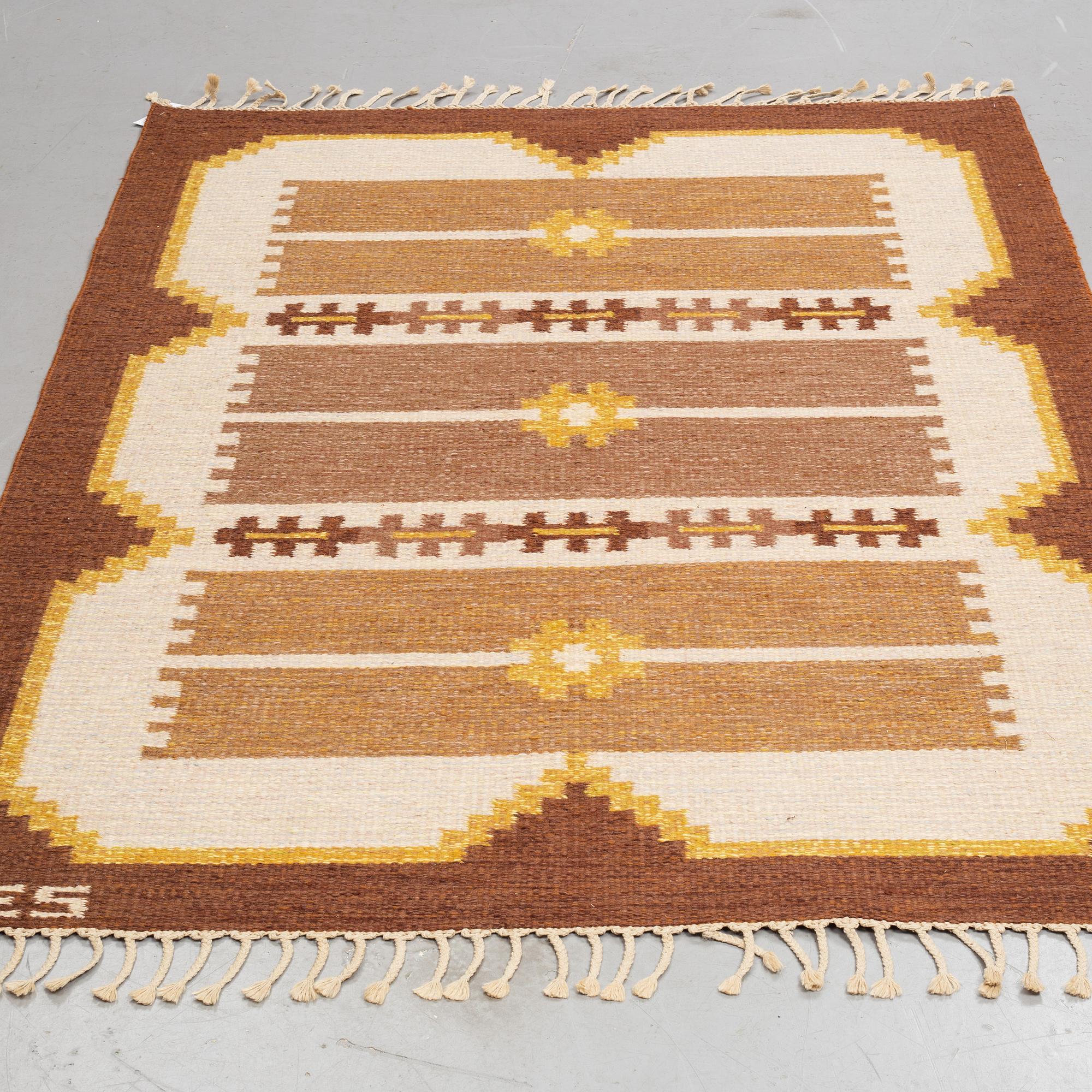 Matta, rölakan, ca 197 x 142 cm, signerad ES.