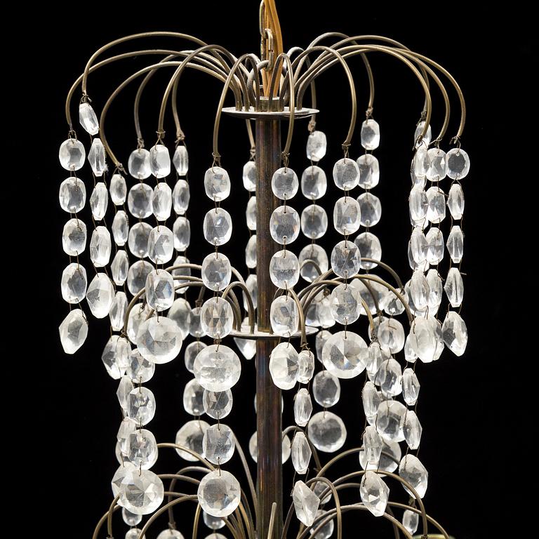 A mid 20th century chandelier.