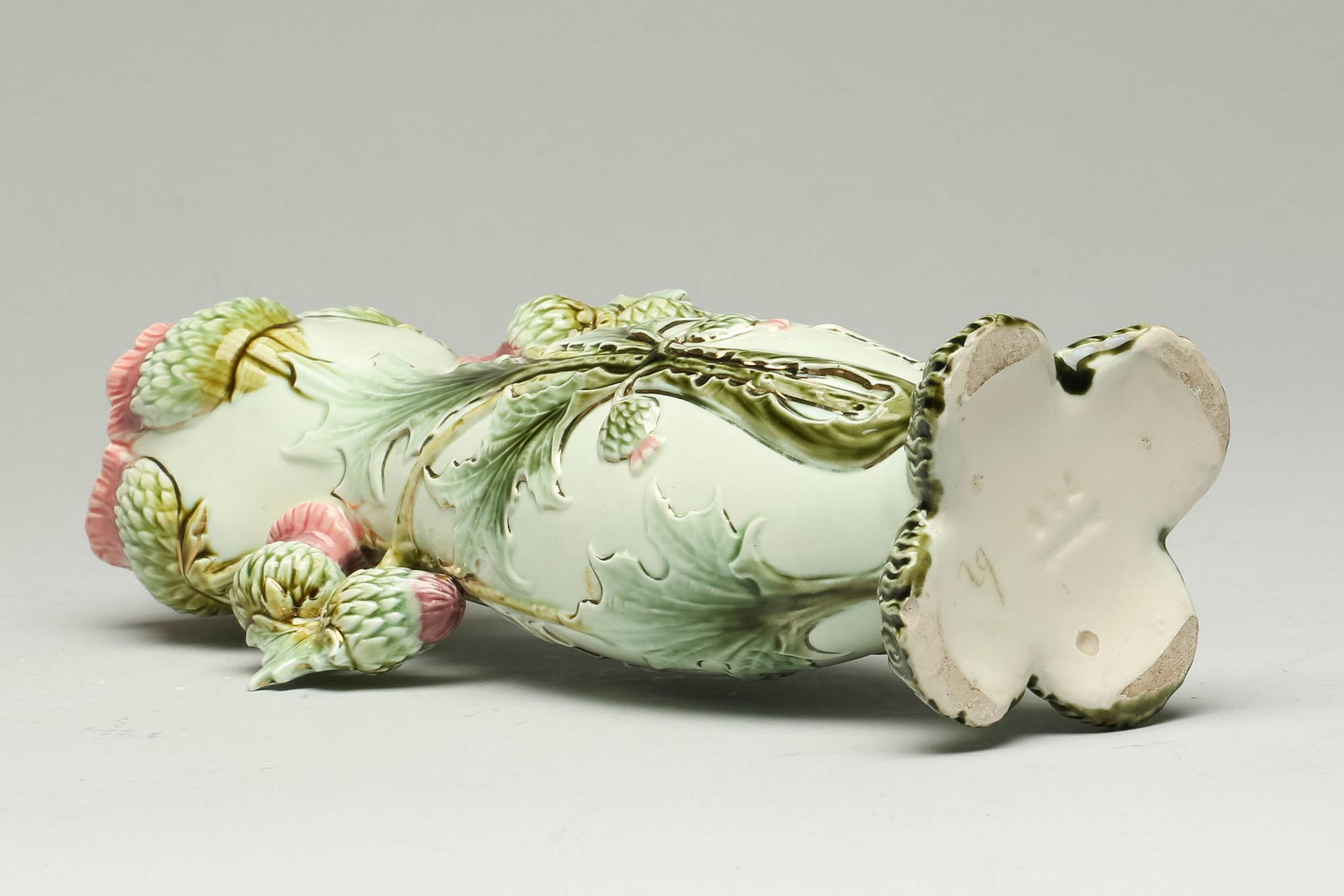 VAS, flintgods, jugend, troligen Beswick. 1900-talets början.