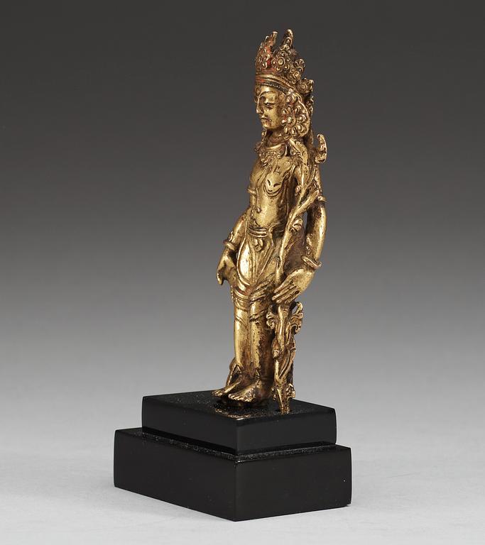 BODHISATTVA, förgylld brons. Nepal, 1700-tal.