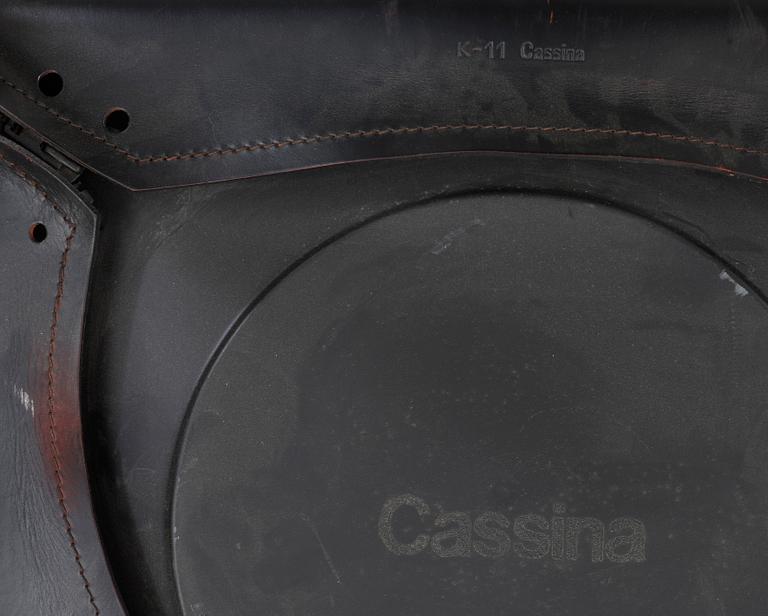 KARMSTOLAR, ett par, "CAB", Mario Bellini, Cassina, Italien. Modellen formgiven 1977.