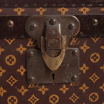 LOUIS VUITTON, a Monogram canvas trunk, early 20th century.