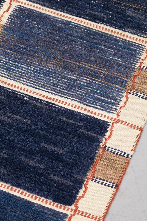 Märta Måås-Fjetterström, A CARPET, "Rutig blå halvflossa", knotted pile in relief, ca 251,5-252,5 x x 170,5-172,5 cm, signed AB MMF.