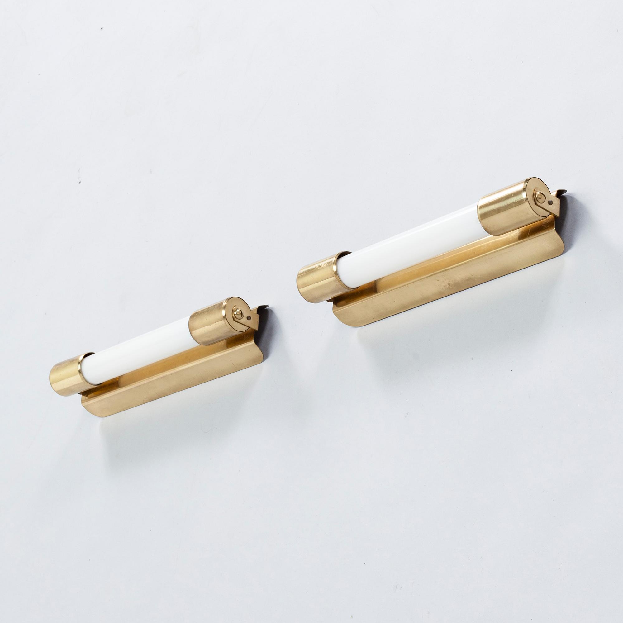 Mauri Almari, vägglampor, ett par, Idman, 1900-talets mitt.