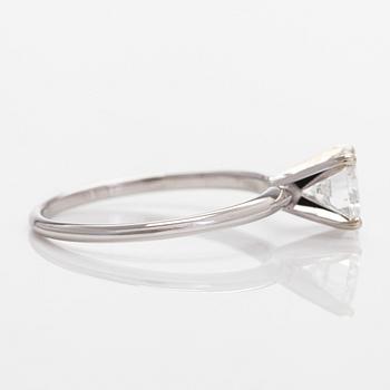 A 14K white gold ring, set with a brilliant-cut diamond approximately 1.02 ct. With GIA certificate.