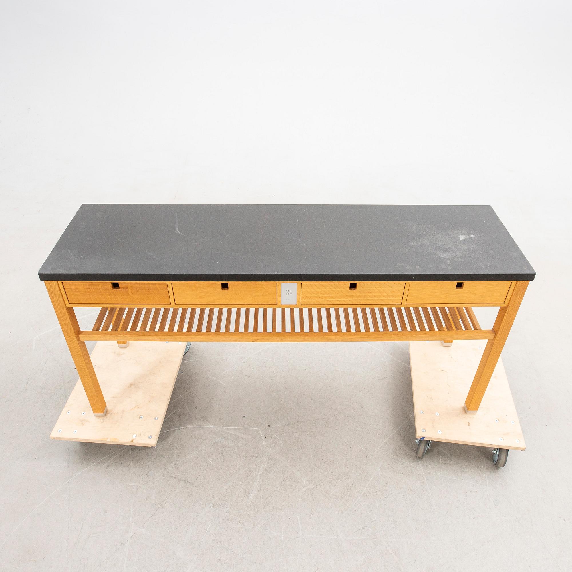 Kerstin Olby, Sideboard, "Limousine" modern tillverkning.