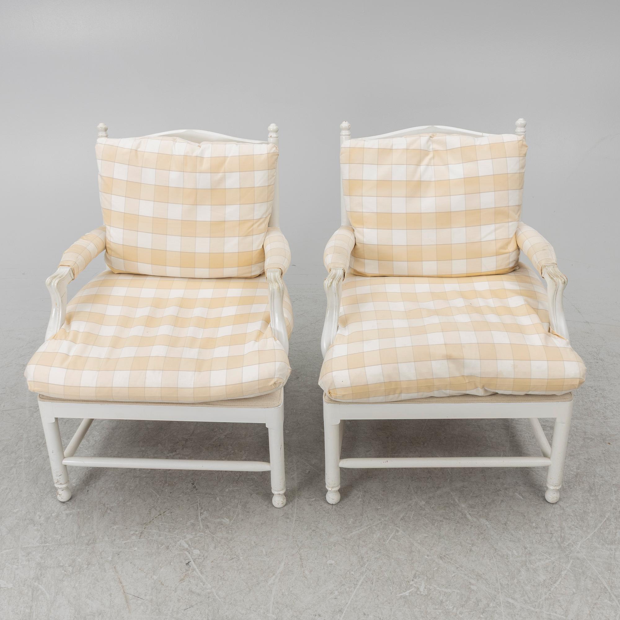 Armchairs a pair, Gustavian style, so-called Gripsholm chairs, 20th century.