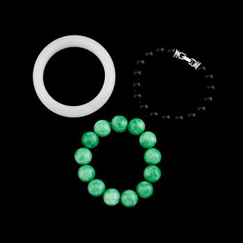 ARMBAND, 3 st, sten, Kina, 1900-/2000-tal.