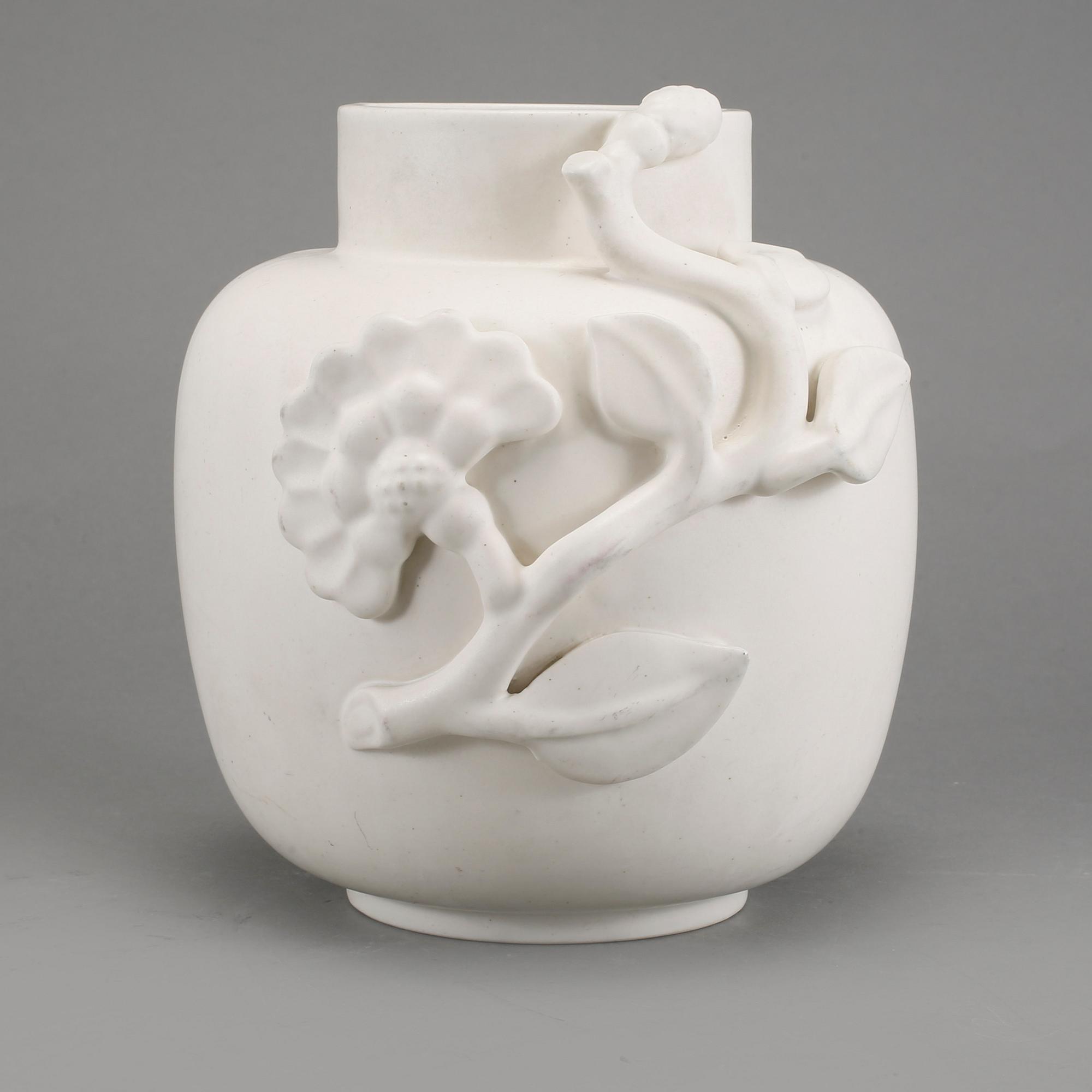 VAS, stengods, "Carrara", Wilhelm Kåge, Gustavsberg, 1900-talets mitt.