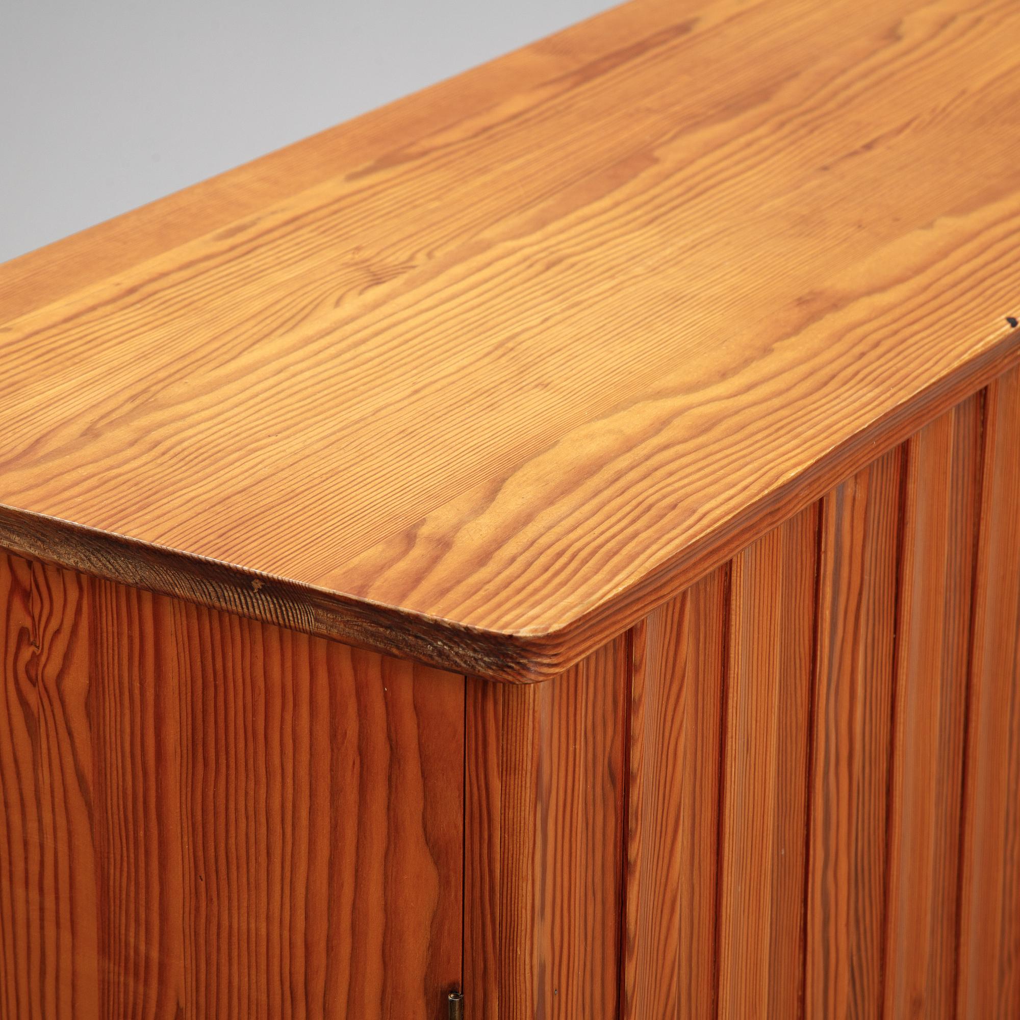 Göran Malmvall, a pine cabinet, Svensk Fur, 1940's.