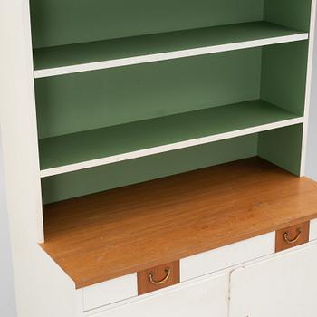 Josef Frank, A bookcase, model B2255, Firma Svenskt Tenn, before 1985.