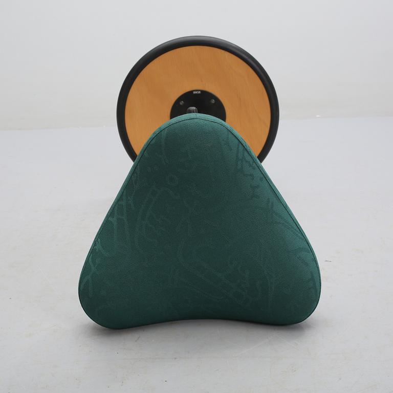 ARBETSSTOL, "Move", Per Øie, Stokke, 1900-talets andra hälft.