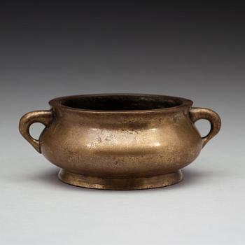 RÖKELSEKAR, brons.  Qingdynastin (1664-1912).