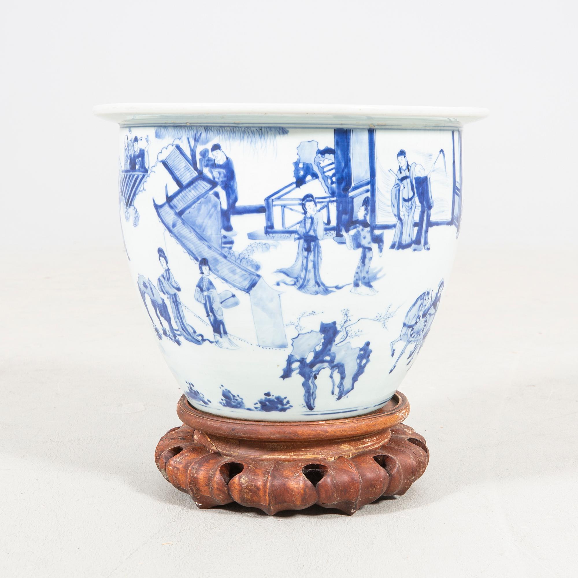 Kruka, porslin. Qingdynastin, Kangxi (1662-1722).
