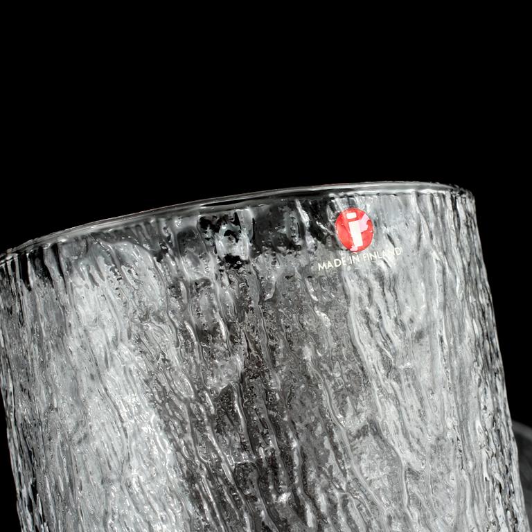 GLASSERVIS, 93 delar, "Senator", Timo Sarpaneva, Iittala, 1900-talets andra hälft.